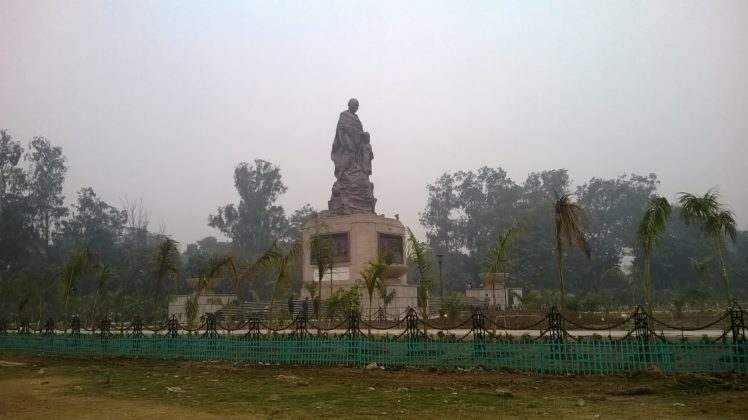 Gandhi ji Statue